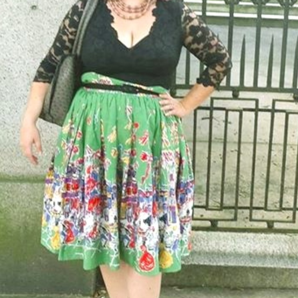 Trashy Diva 16 Carnival Border Print